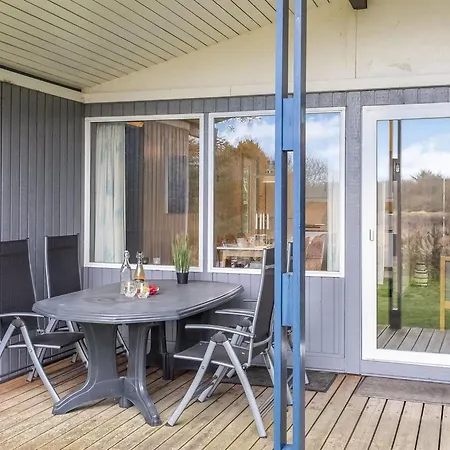 Gunvor - 1km From The Sea By Interhome Holiday home