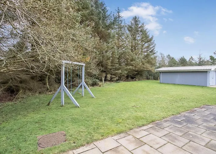 Gunvor - 1km From The Sea By Interhome *