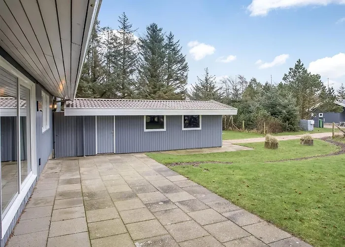 Gunvor - 1km From The Sea By Interhome