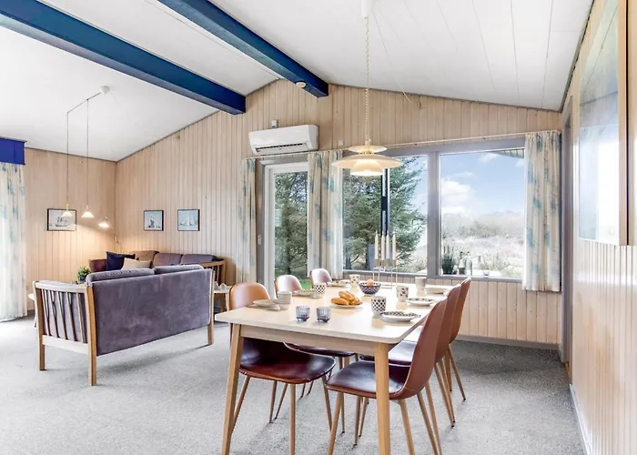 Gunvor - 1km From The Sea By Interhome *